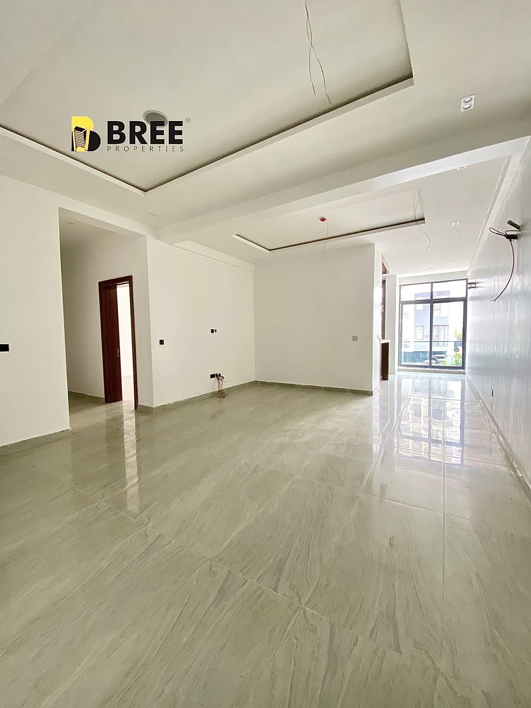 Lekki’s Ultimate 2-Bedroom Oasis with Pool & Gym