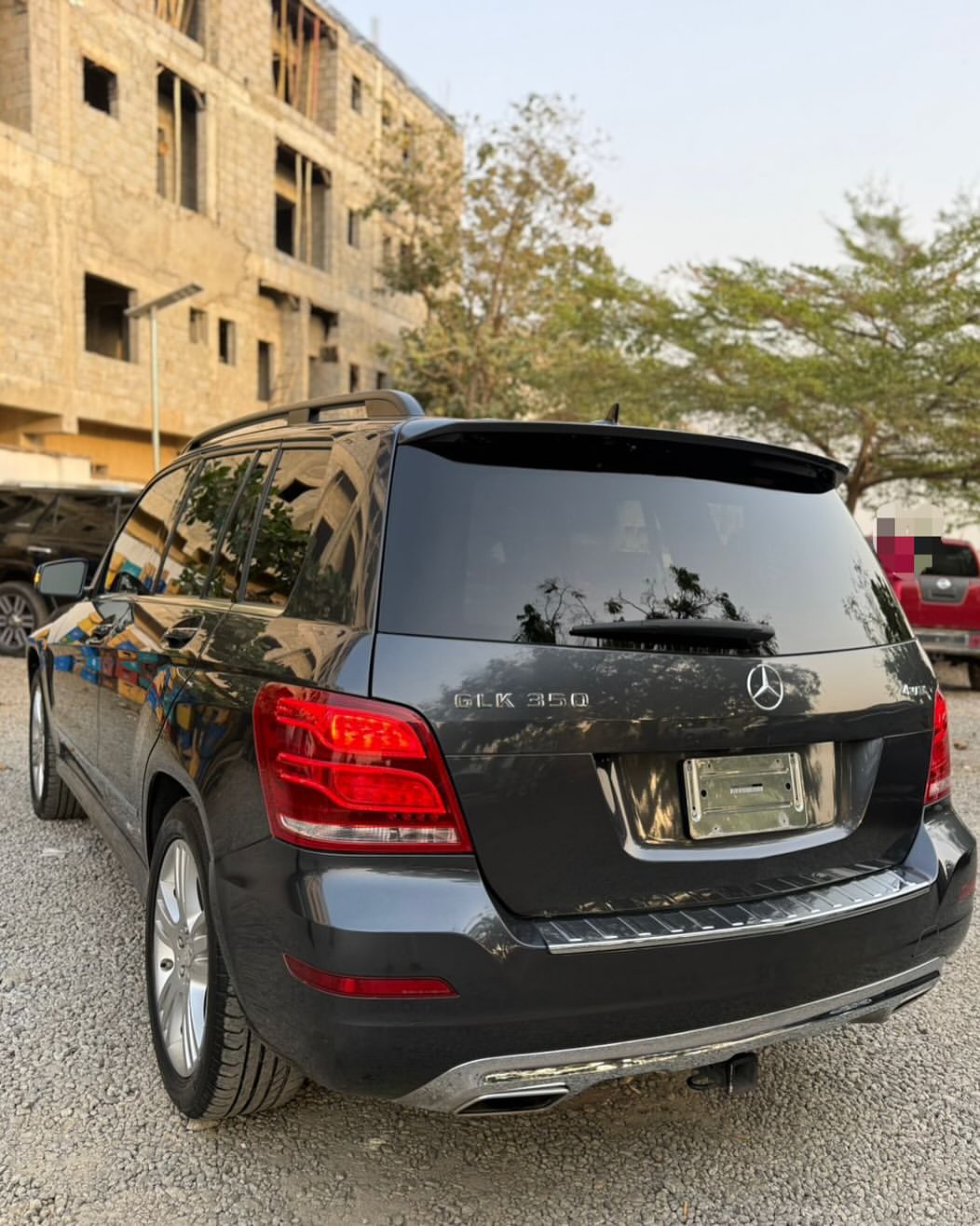 Luxury SUV: Panoramic Roof, Keyless & Full Options