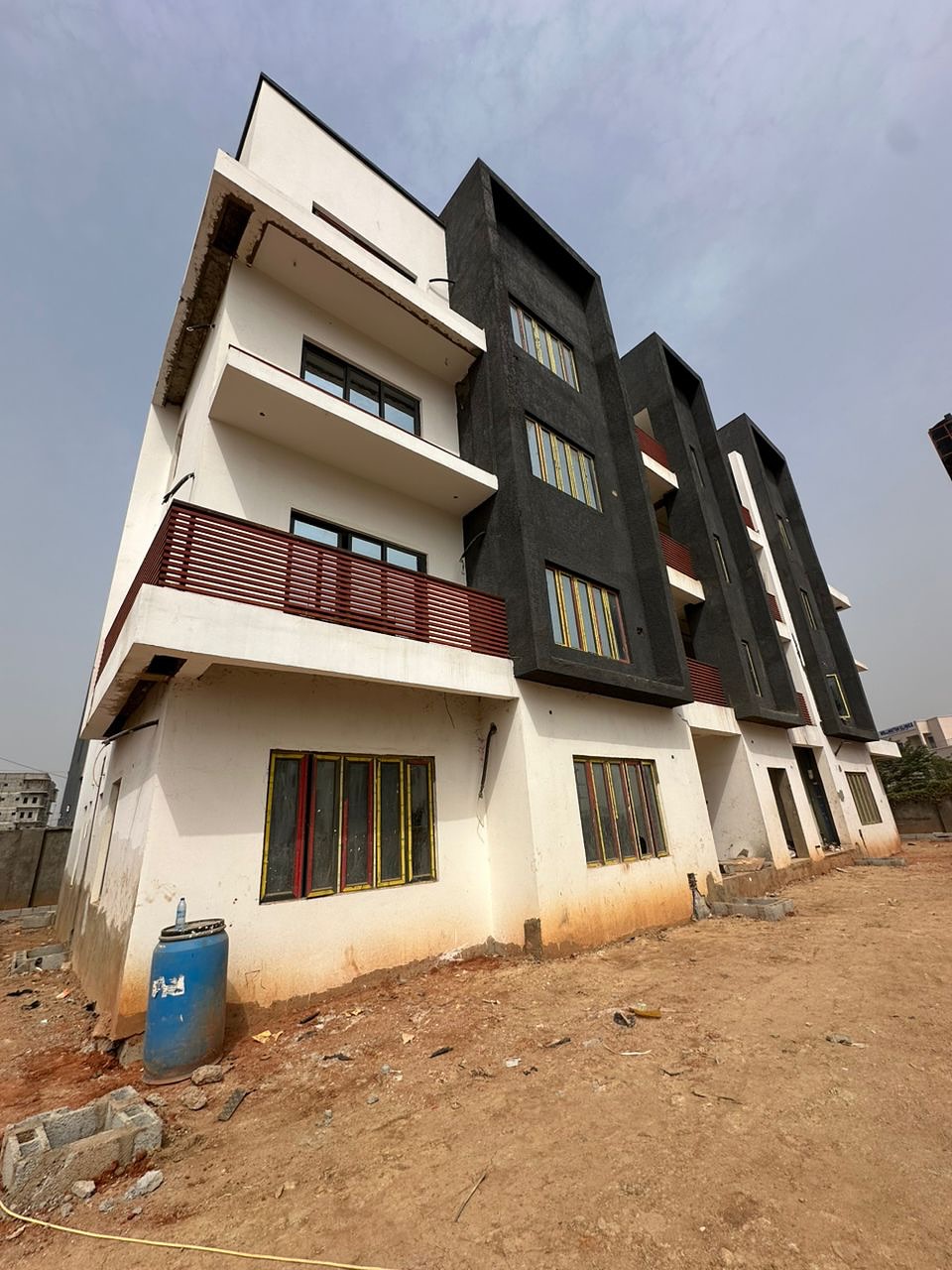 Prime 2-Bed Apartments in Lifecamp | N90M