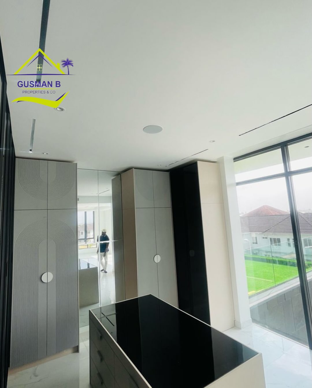 Lagos Luxury: 5-Bed Mansion with Pool & Cinema