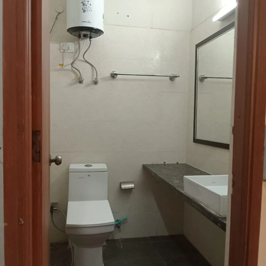 Your Dream Studio Awaits in Paramount GolfForeste