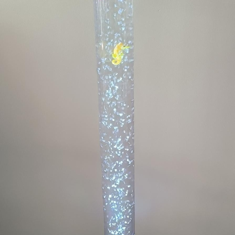 Illuminate Profits: Premium LED & Solar Lamps for GCC/Africa