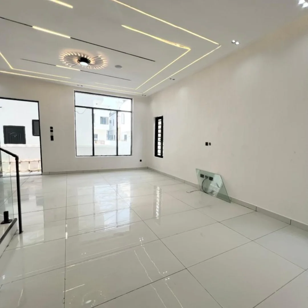 Dream Home in Ajah: 4-Bed Luxury Duplex