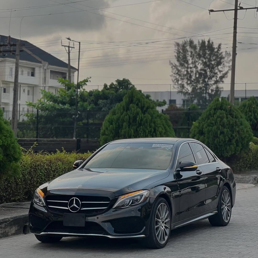 Black on Red C400: Tech-Packed Luxury