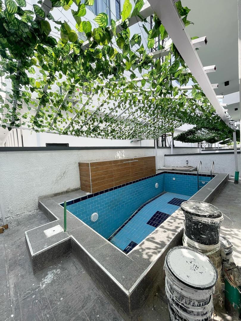 Luxury 5-Bed Duplex with Pool in Prime Lekki