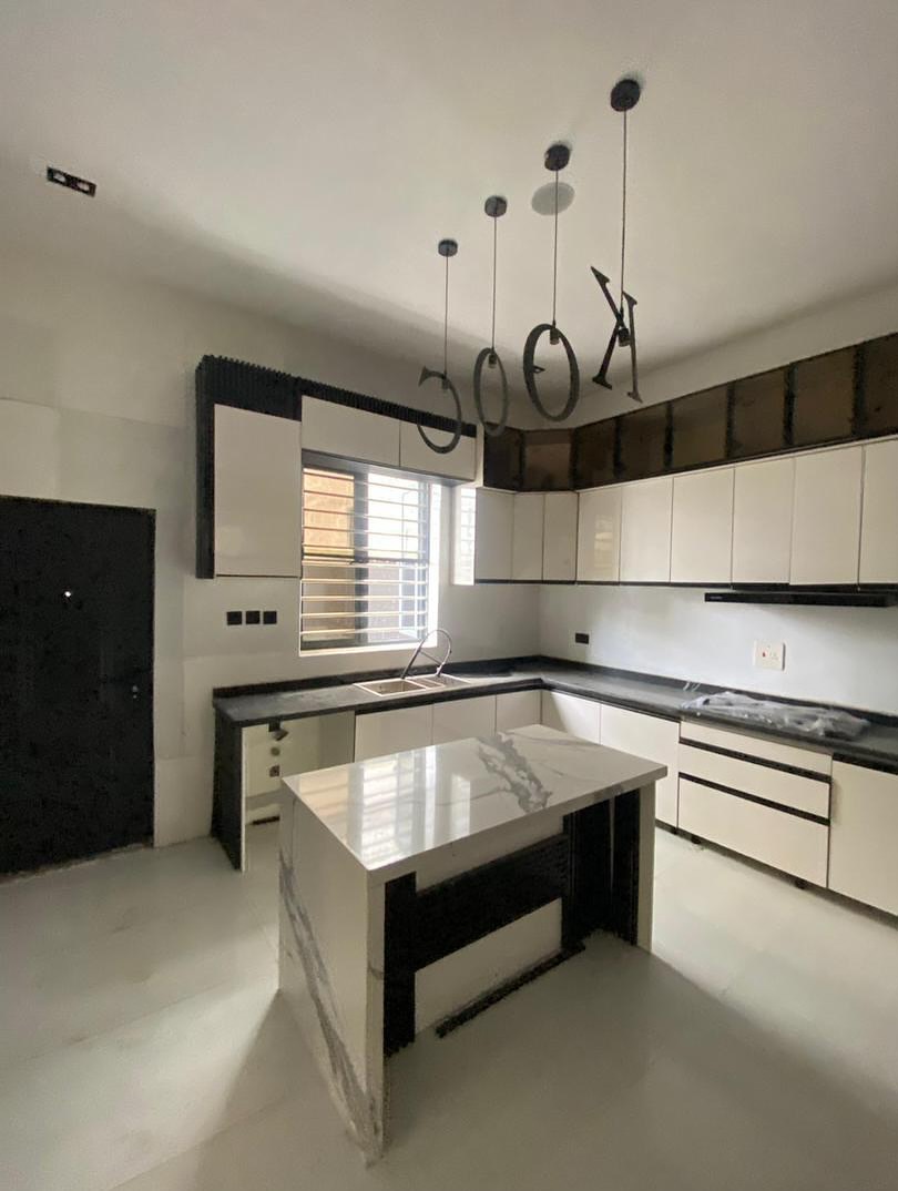 Ultimate 4-Bedroom Duplex with Pool & BQ in Ajah