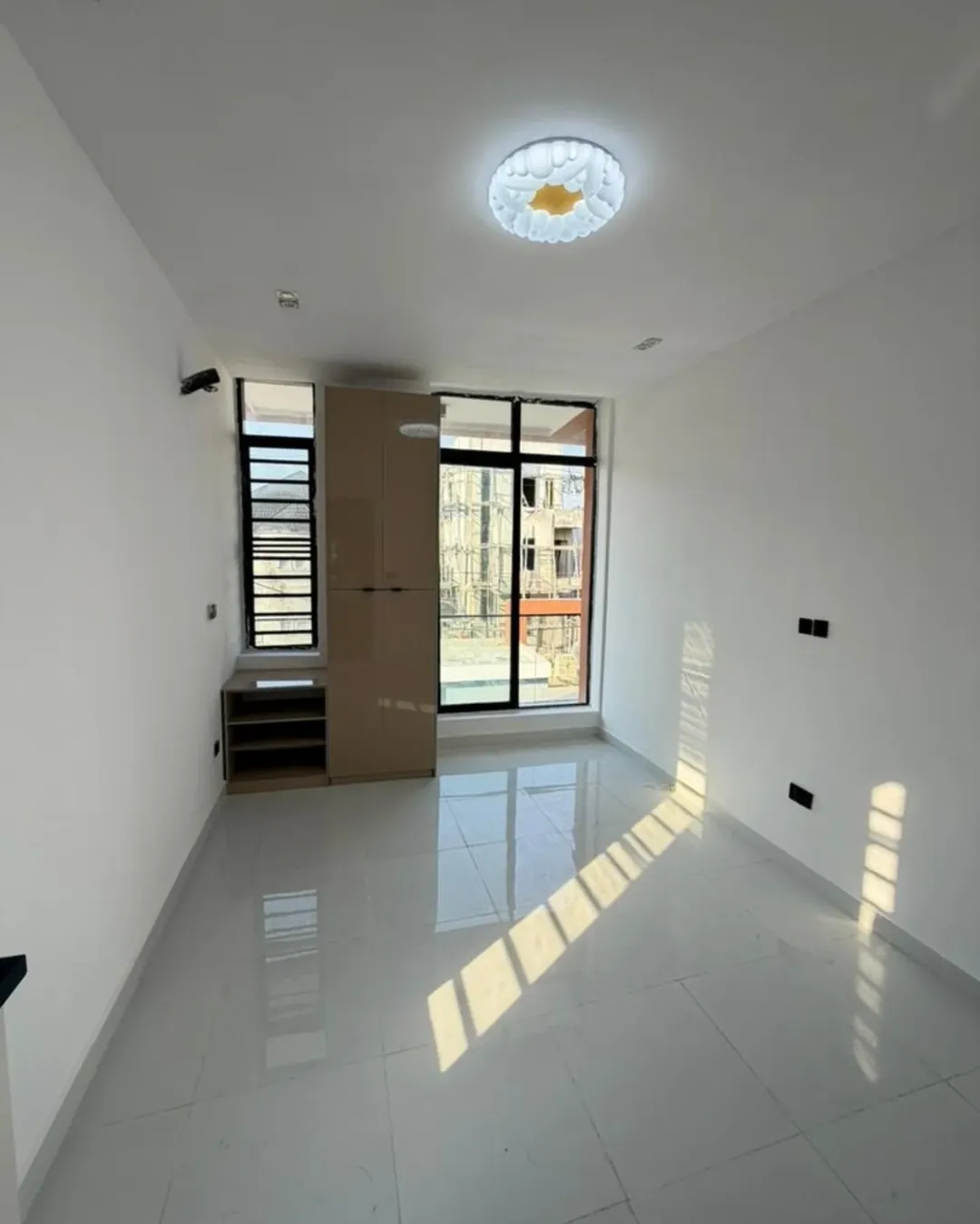 Lekki’s Finest: 2-Bed Haven with Premium Finishes