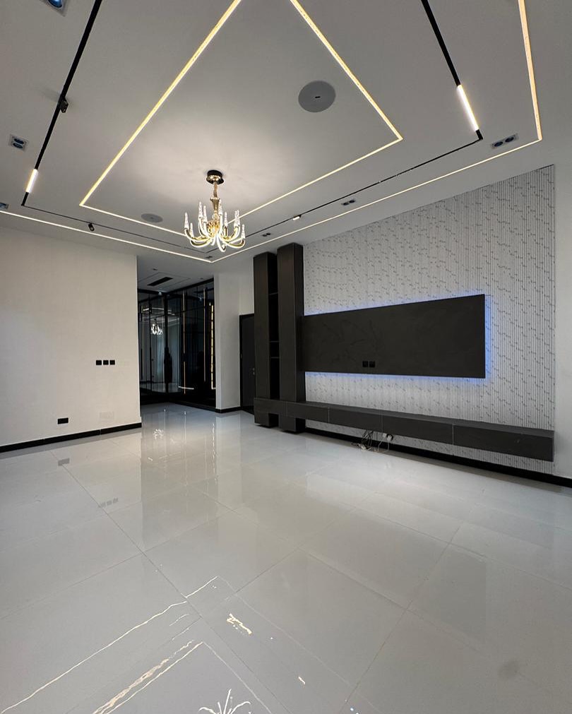 Ultimate 5-Bed Cinema & Pool Estate in Lekki