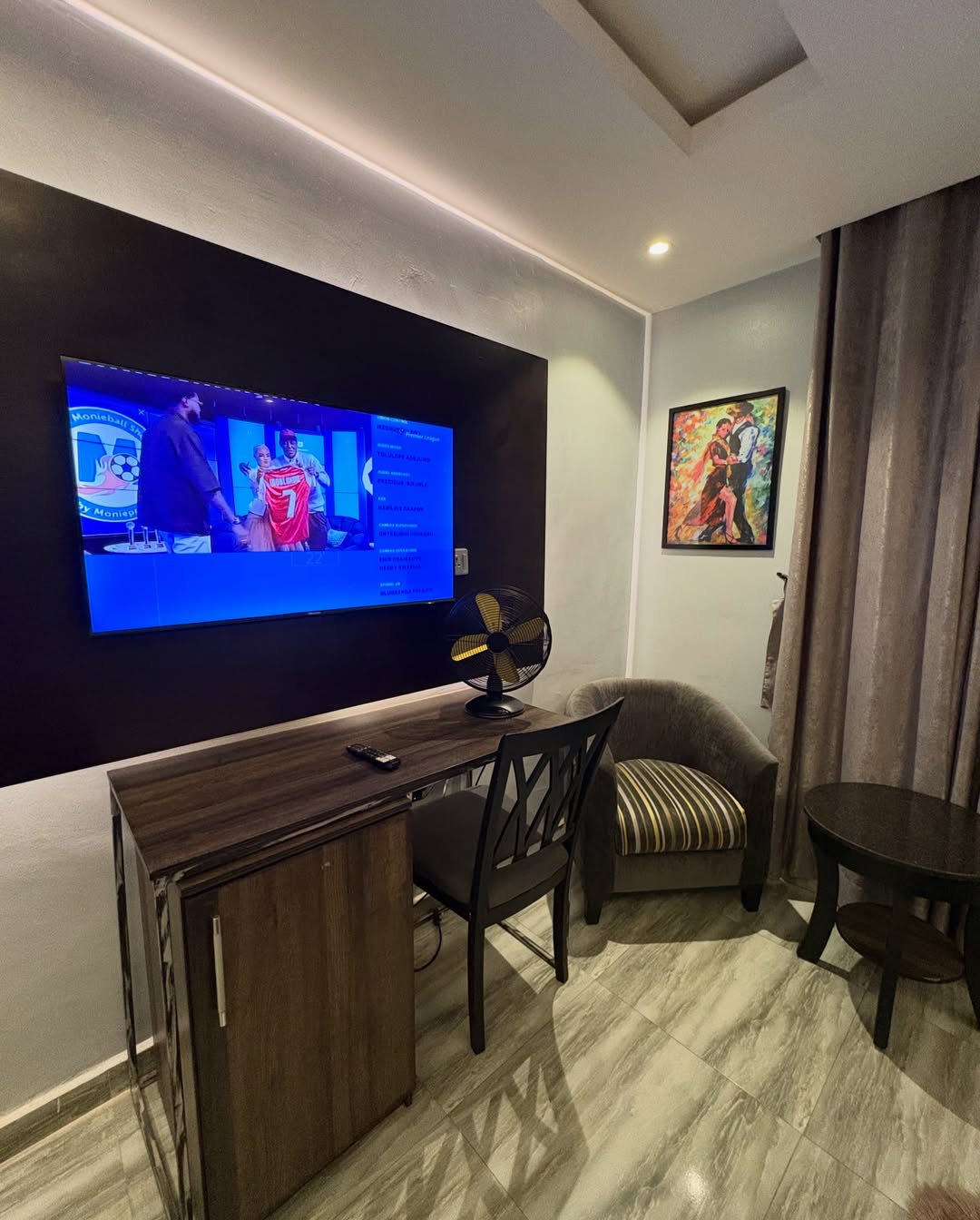 Your Urban Oasis Awaits: 2BR Haven with Gym & 24/7 Power