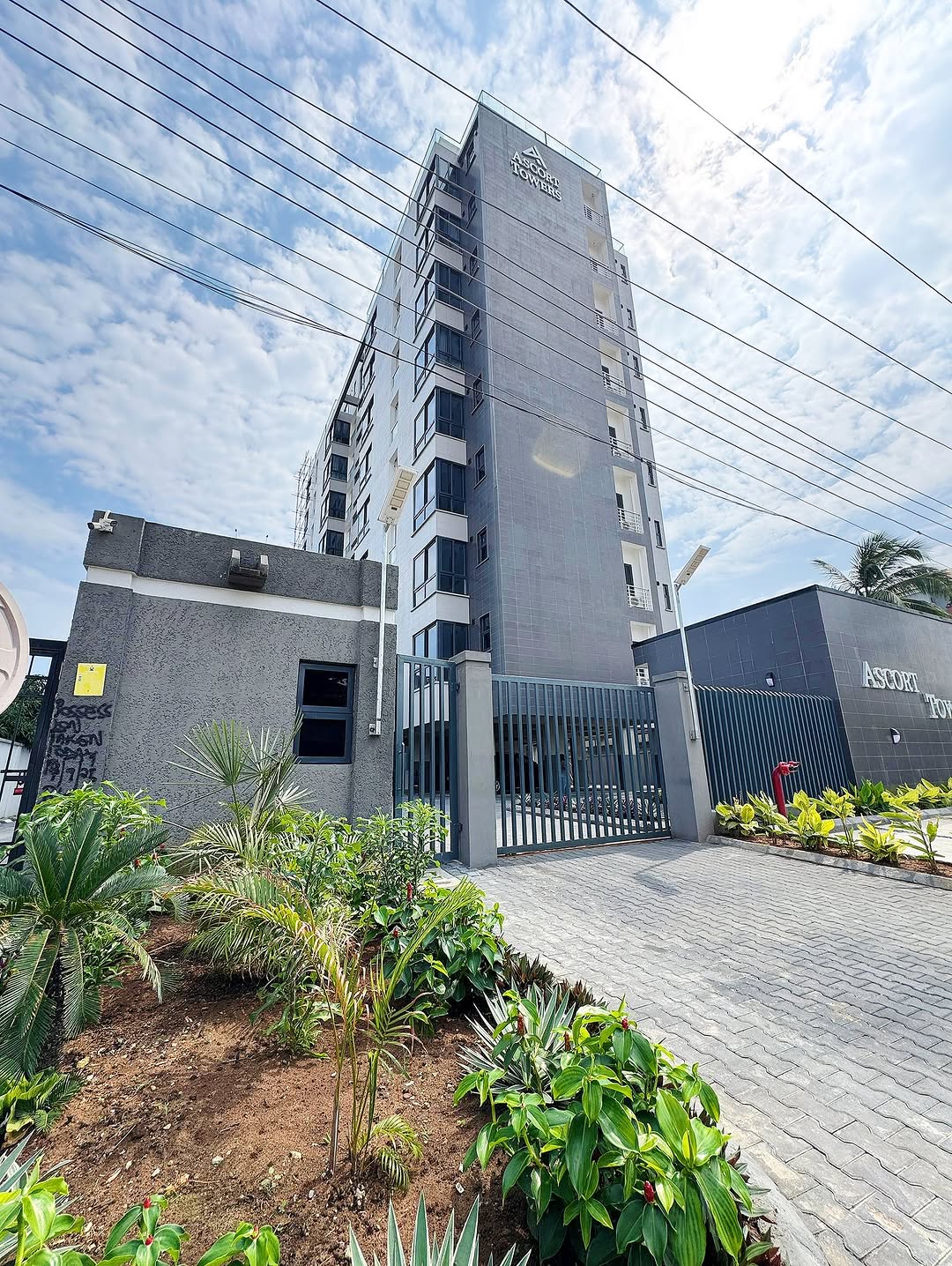 Lekki’s Premier Airbnb Gem with Expressway Views