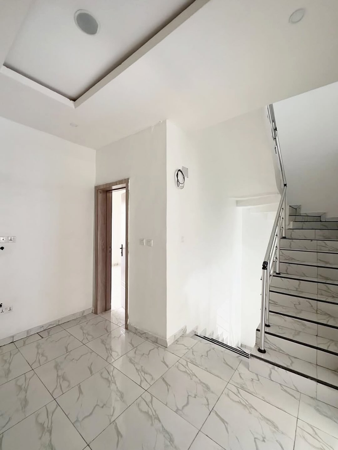 Stunning 4-Bedroom Terrace Home in Prime Ikate