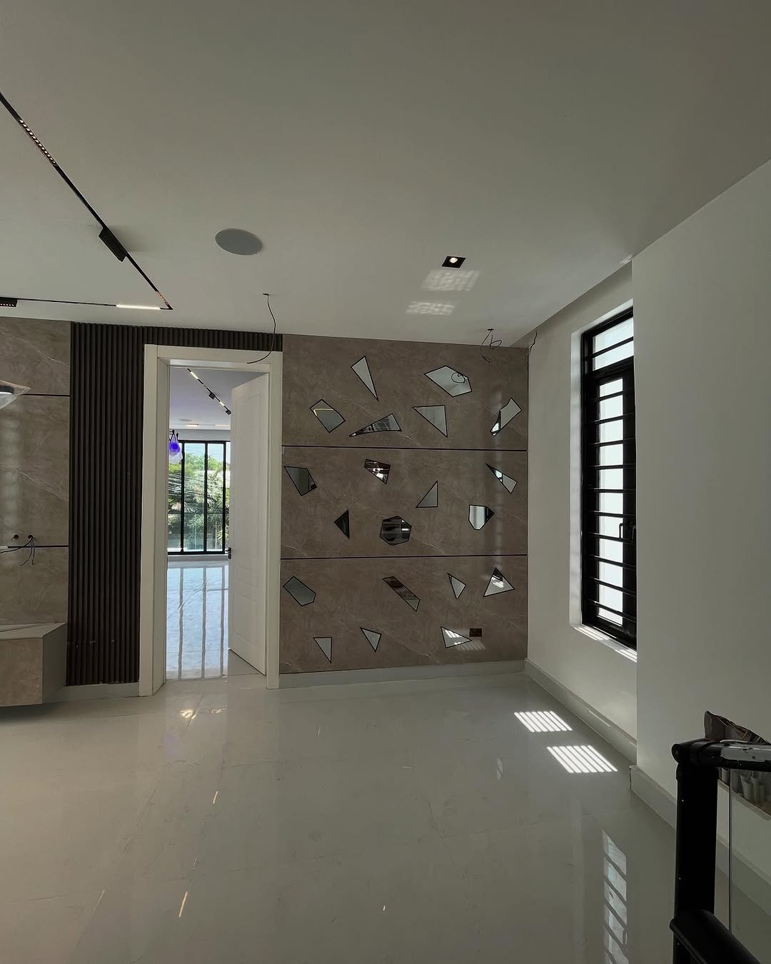 Lekki Phase 1 Palace: 5-Bed Duplex with Cinema & Pool