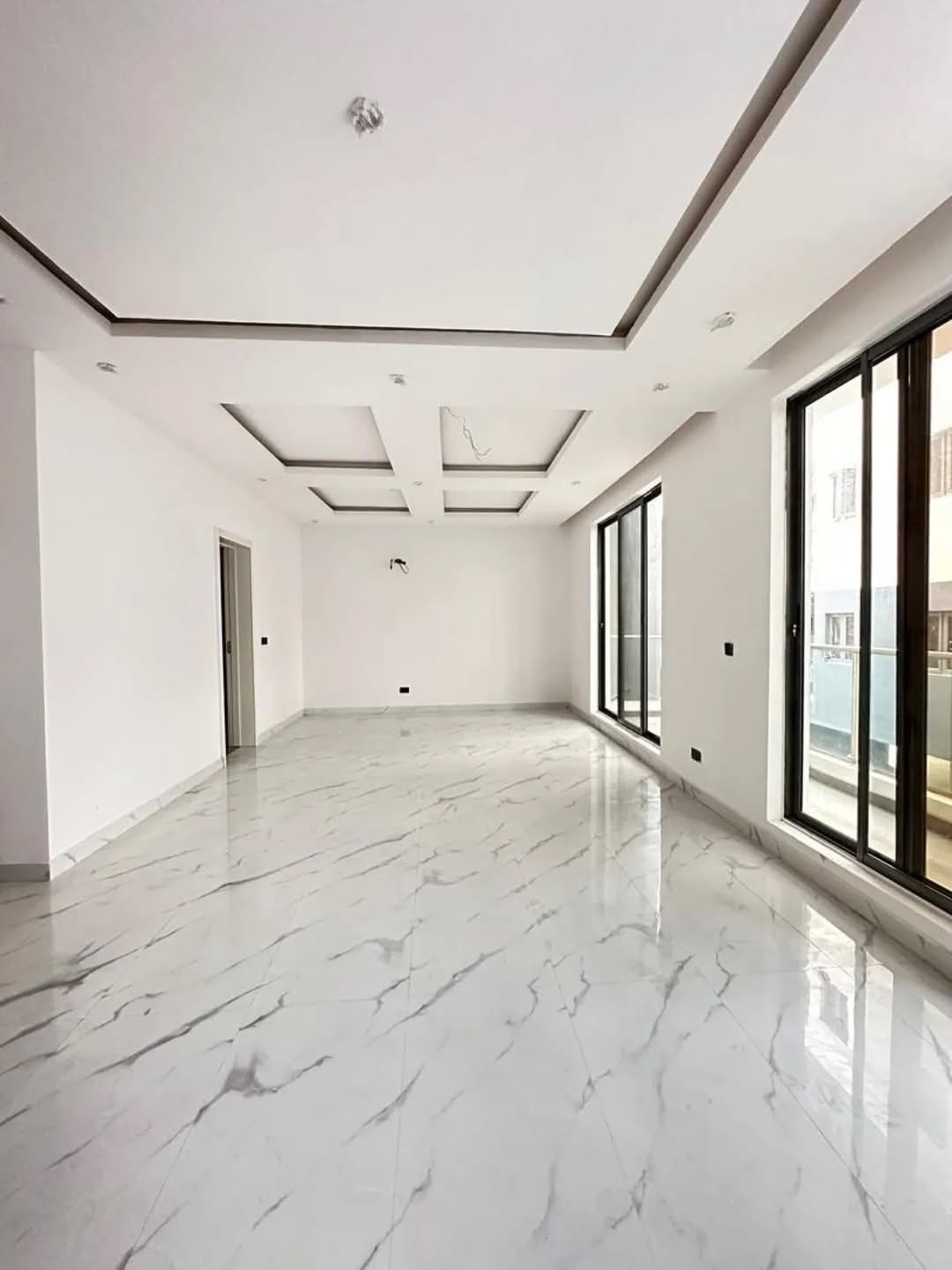 Luxury Oniru Duplex: Spacious 4BR with BQ & Balcony