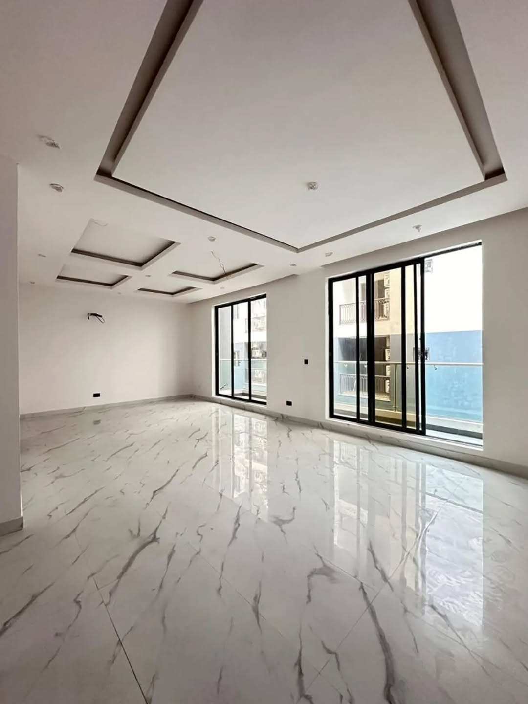 Luxury Oniru Duplex: Spacious 4BR with BQ & Balcony