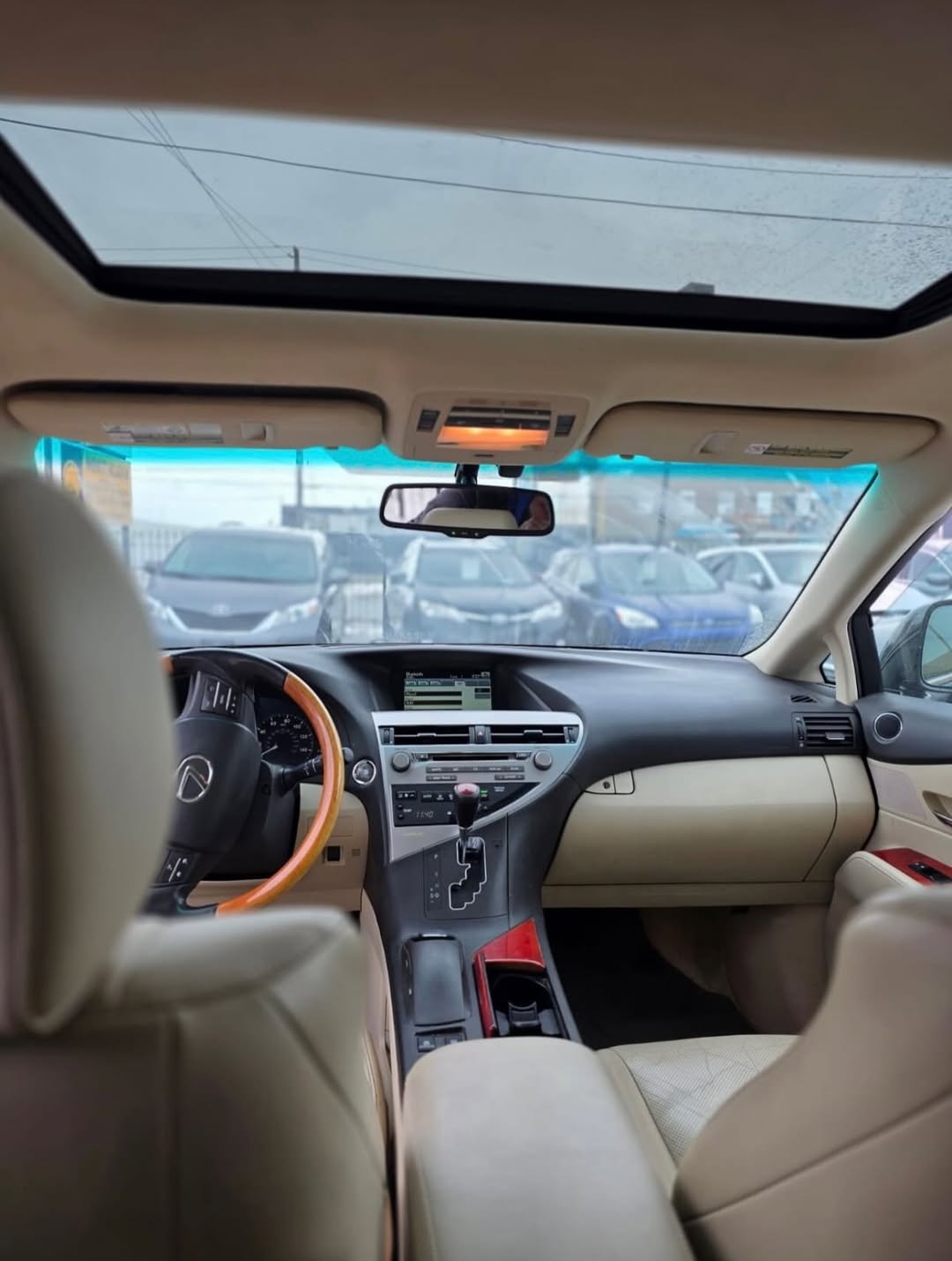 Luxury Lexus RX 350: Loaded & Export-Ready