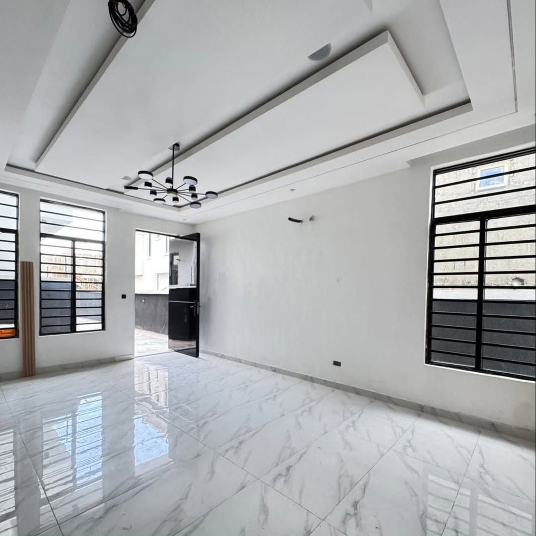 Stunning 4-Bed Duplex with BQ in Prime Ikota Estate