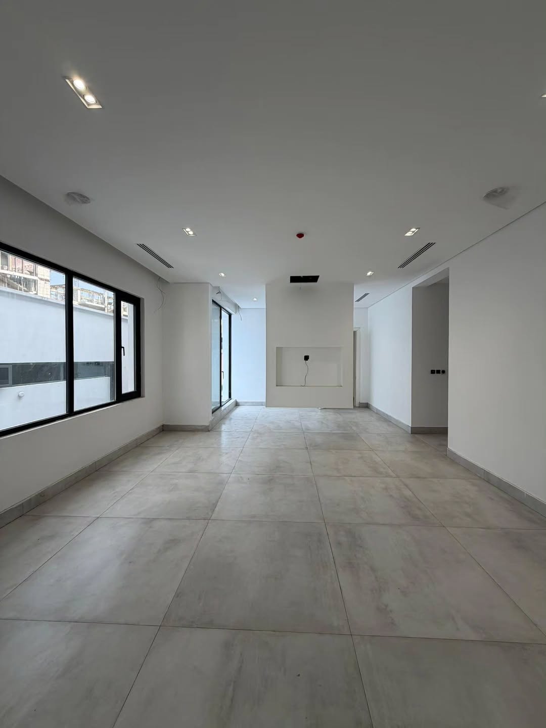 5-Bedroom Ikoyi Estate with Cinema, Gym & Pool