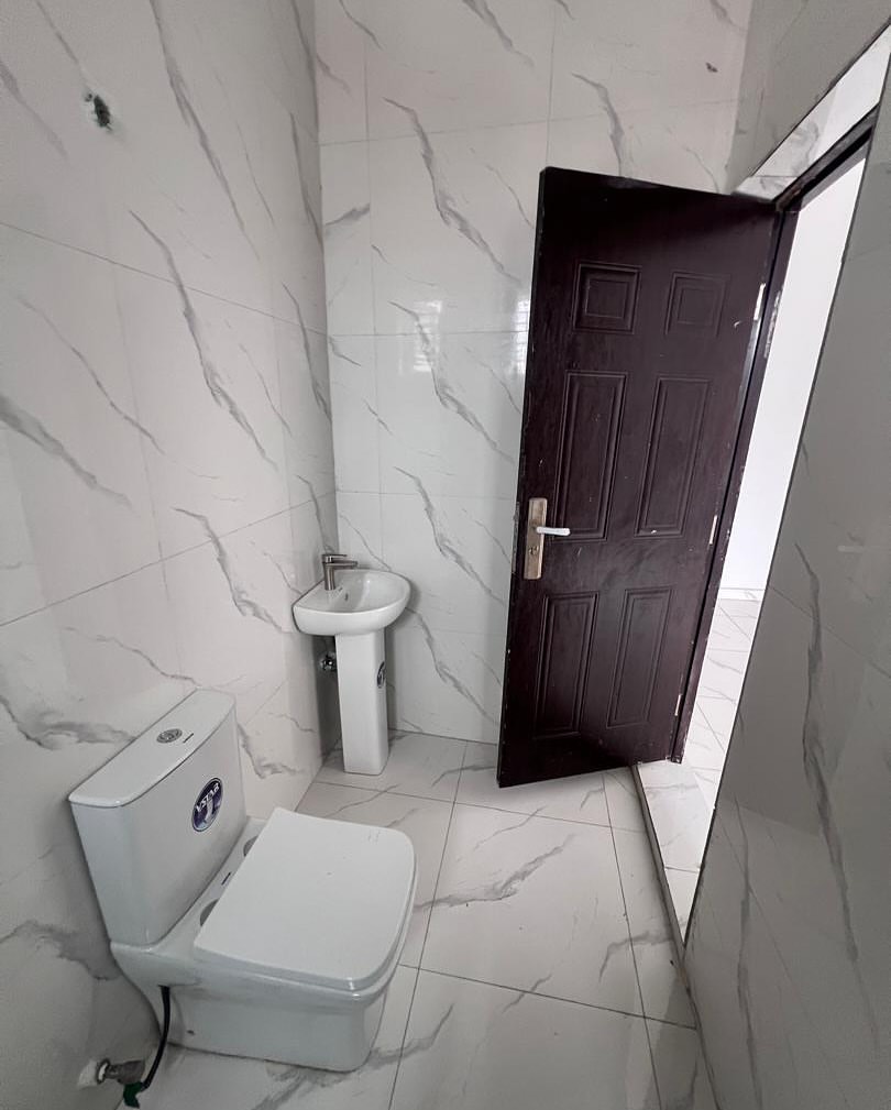 Lekki’s Dream: 3-Bed Terrace Duplex with All En-Suites