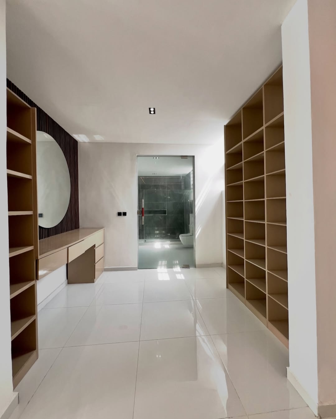 5-Bed Smart Estate Duplex in Chevron | Secure Luxury