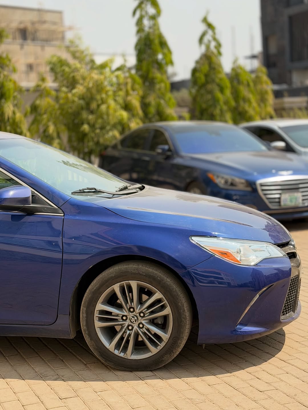 2016 Camry SE: Luxury Meets Value