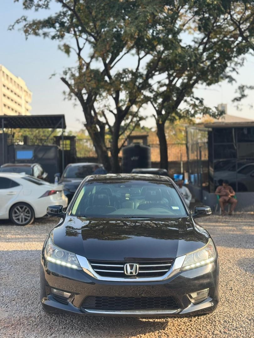 Immaculate 2014 Honda Accord: N15.5M