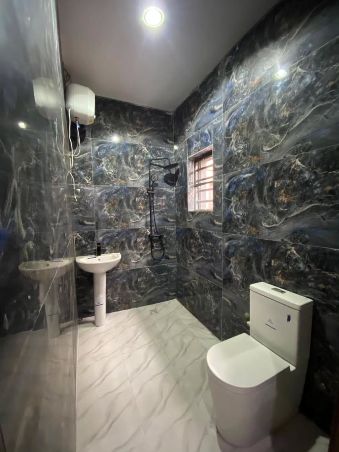 Spacious 4-Bedroom Duplex with BQ in Prime Lekki