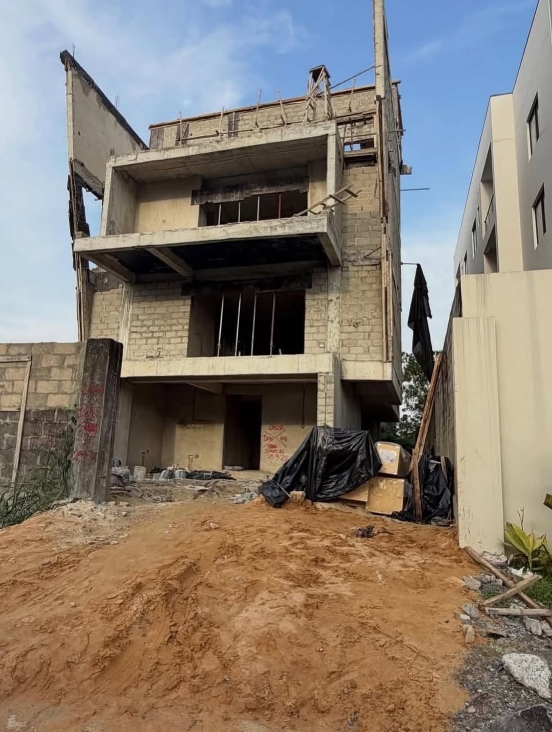 Banana Island’s Ultimate 5-Bedroom Estate with Infinity Pool