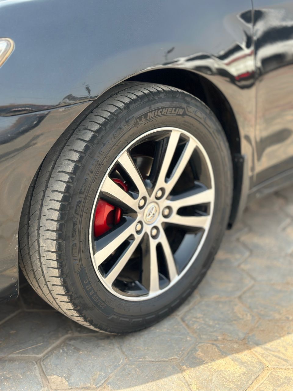 2010 Black Camry: Unbeatable Value at 12.2M