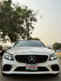 2015 Mercedes C300: Fully Loaded & Impeccably Clean