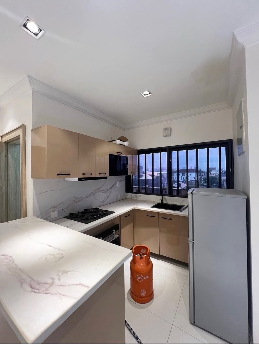 Ikoyi’s Premier 3-Bed Gem: Unmatched Luxury Awaits