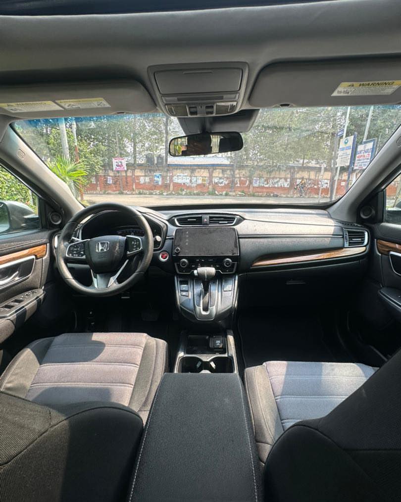 2018 Honda CR-V EX: Luxury & Reliability in Lagos