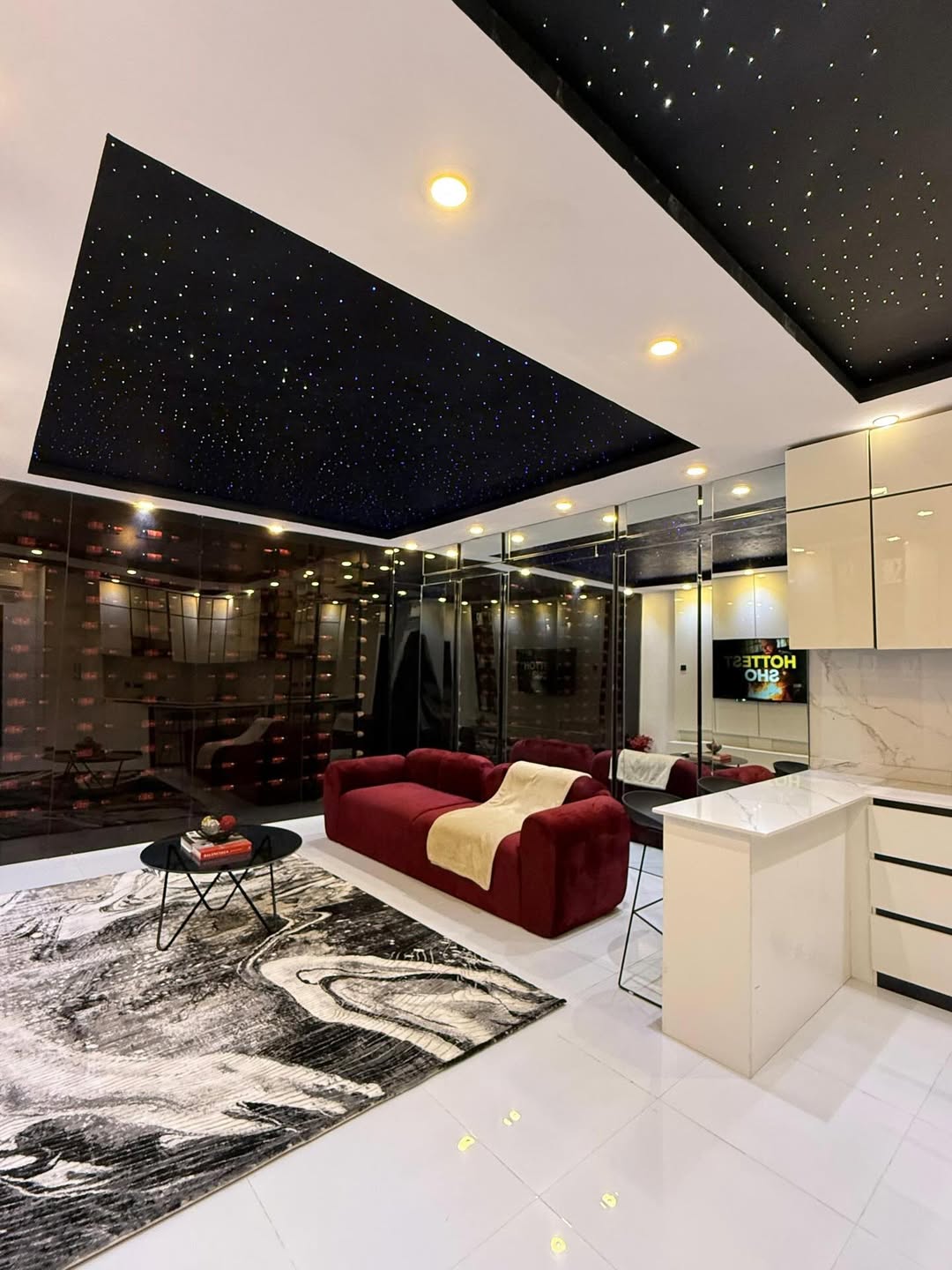 Cinematic Luxury: Private Theater & Serene Escape