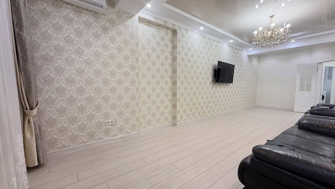 Your Dream 4th-Floor Oasis in Bishkek