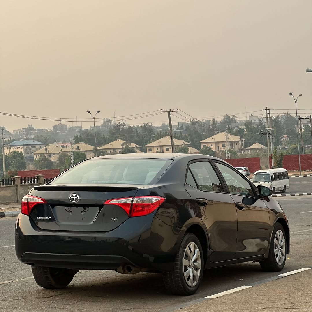 2014 Toyota Corolla LE: Spotless & Duty-Paid