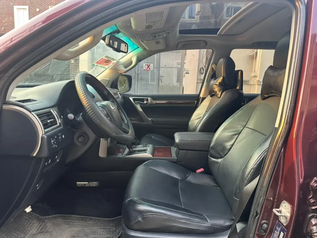 2010 Lexus GX460: Flawless & Ready to Drive