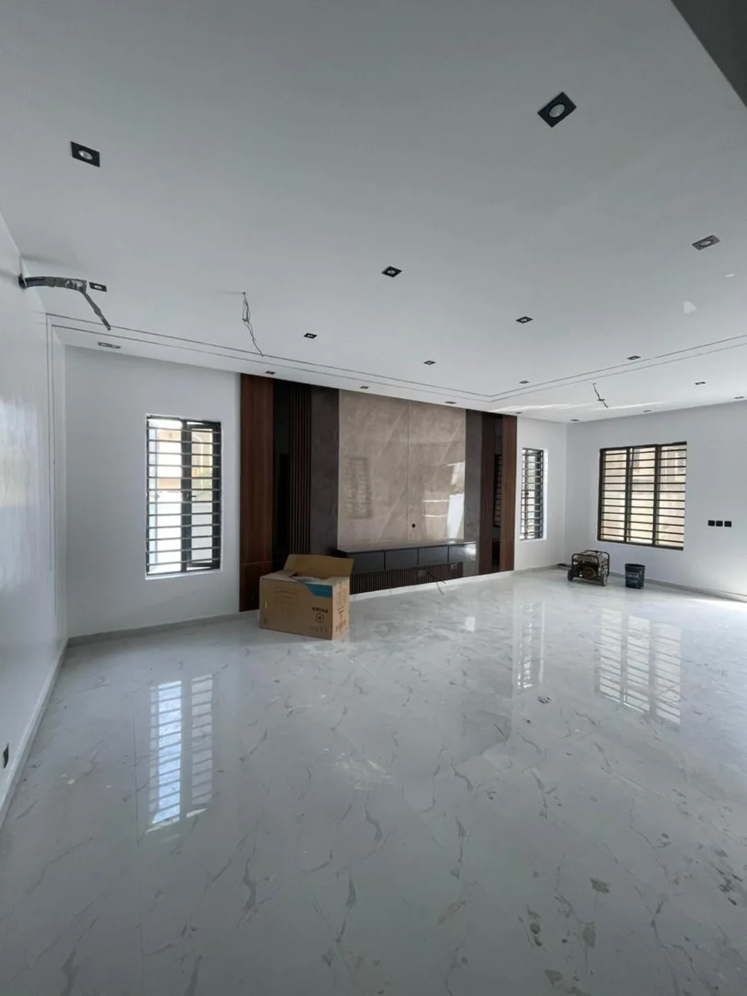 Grand 5-Bedroom Duplex with Resort-Style Pool in Lekki