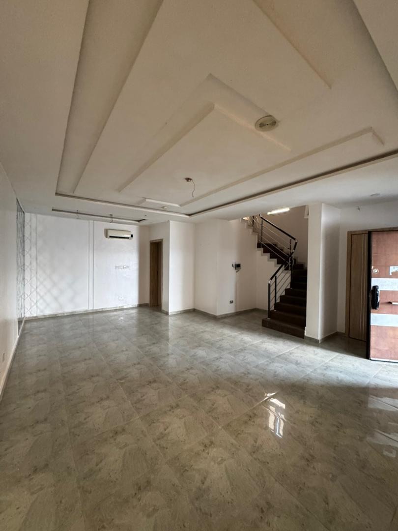 Spacious 3-Bed Terrace Duplex with BQ & Resort Amenities in Ikate