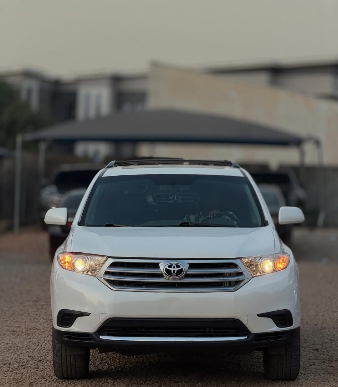 2011 Toyota Highlander: Unmatched Reliability & Space