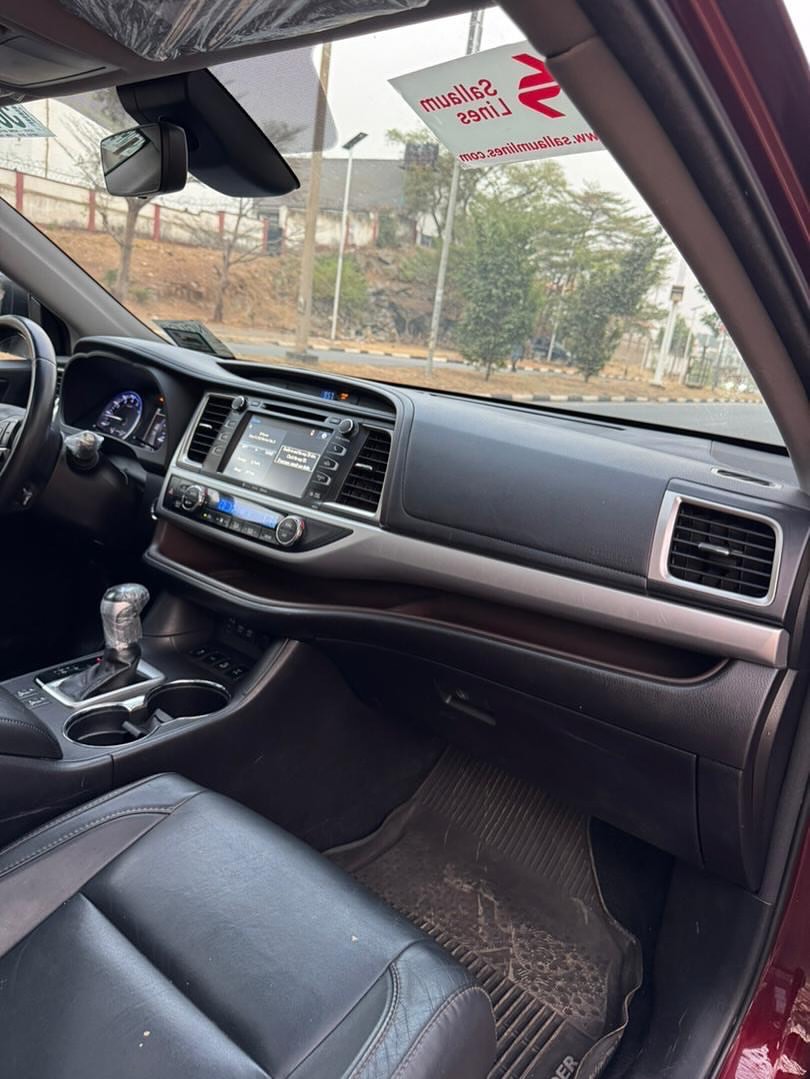 2017 Toyota Highlander: Duty Paid, Perfect Condition!