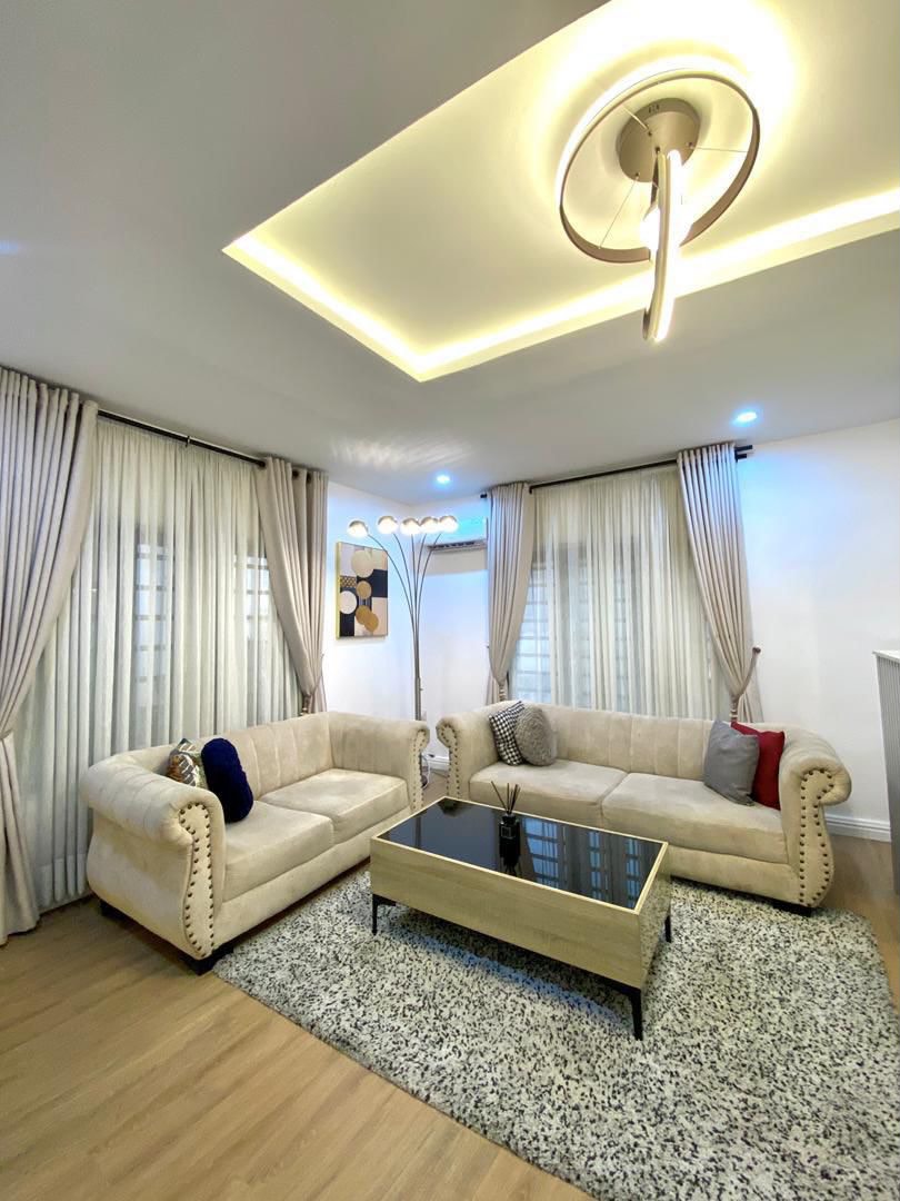 Seaside Luxury: Modern 1-Bedroom with 24/7 Power & WiFi