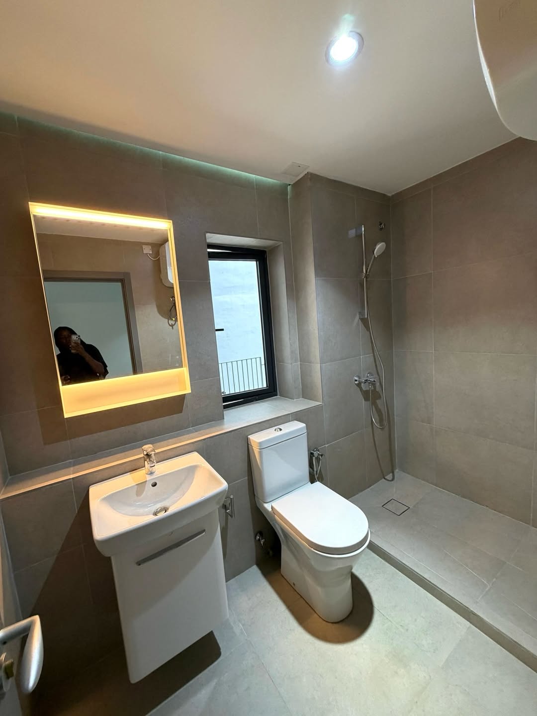 Stunning 5-Bed Duplex with BQ in Prime Abuja