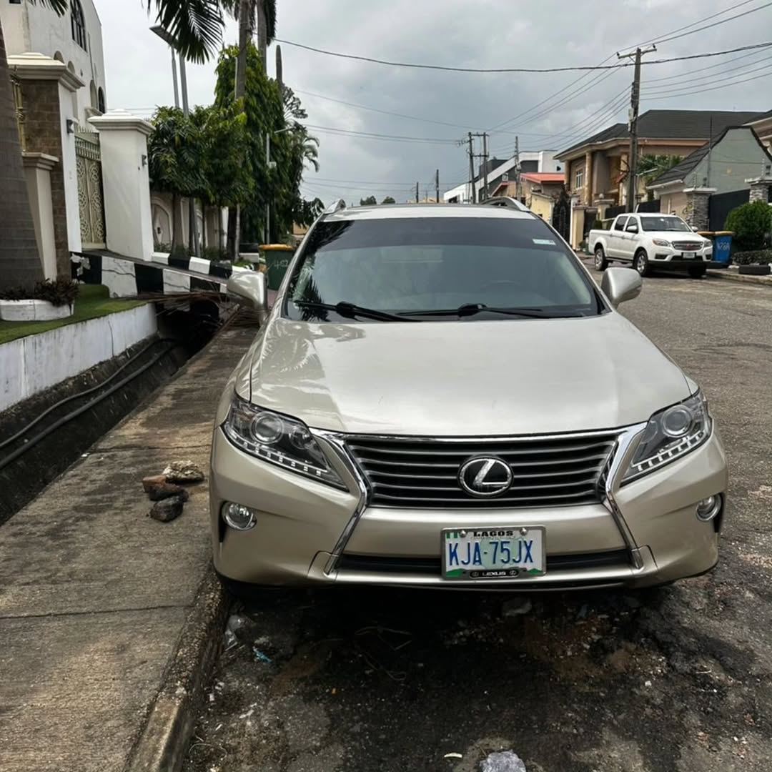 Immaculate 2015 Lexus RX350: First Owner, Lagos