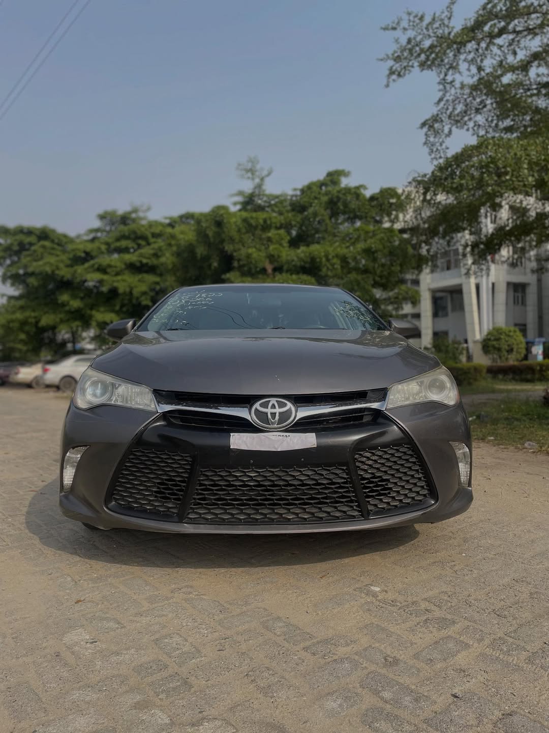 Unbeatable Deal: 2016 Toyota Camry LE