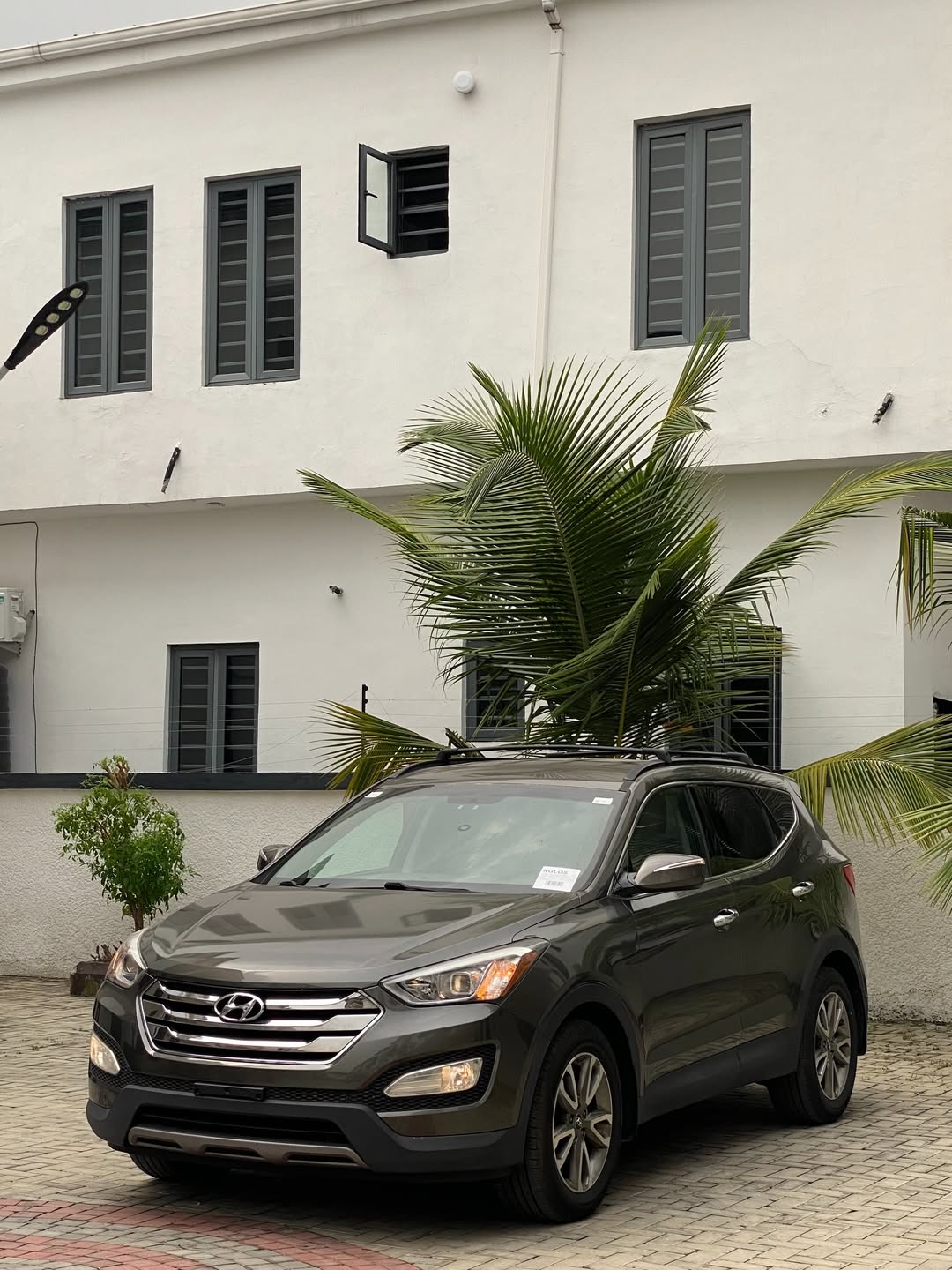 Pristine 2014 Santa Fe Sport: Low Miles, Luxury Leather