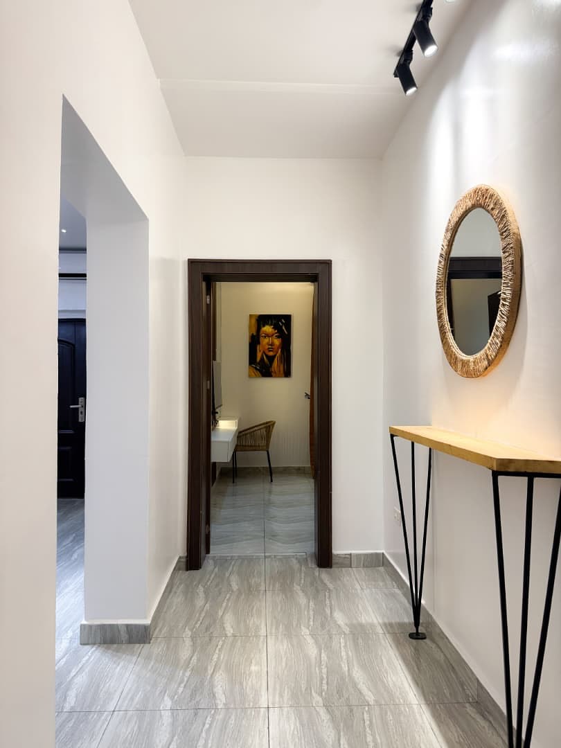 Jahi’s Premier 2BR: 24/7 Power, Security & Full Service