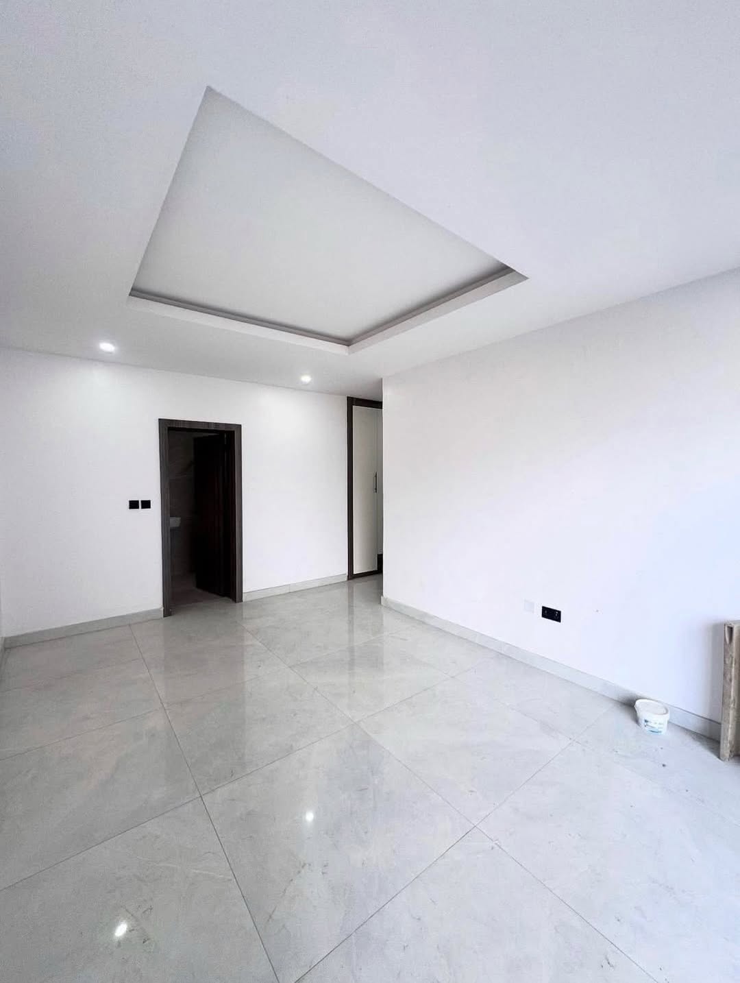 Brand New Oniru Estate: Modern Luxury, 24/7 Security