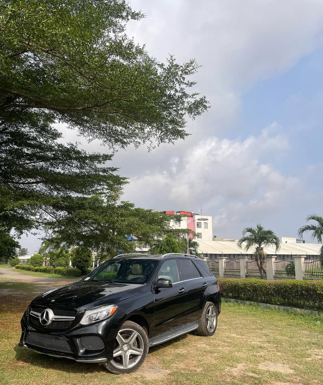 2016 Mercedes GLE350 4Matic: Fresh Import, Luxury Loaded