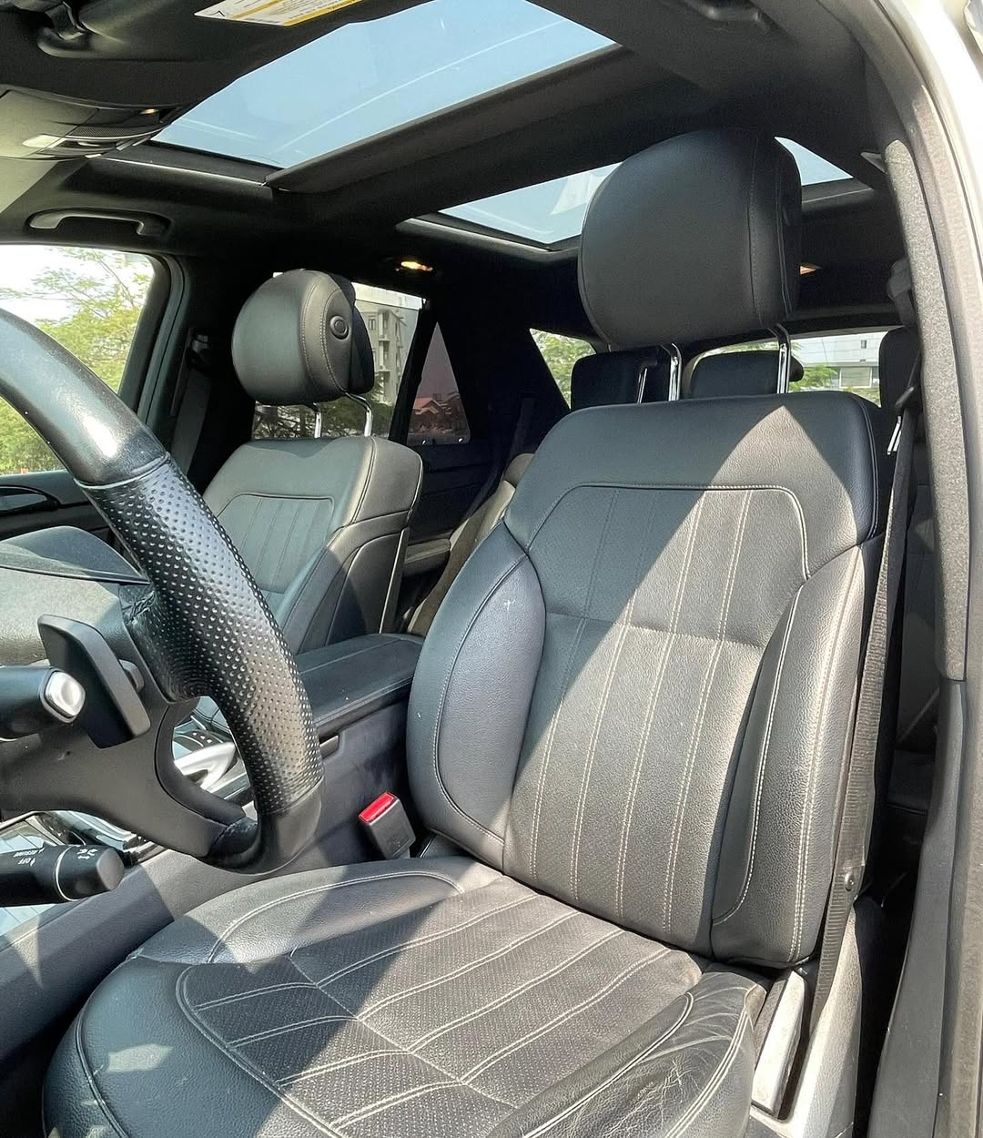 2017 GLE350 4MATIC: Luxury Tech & Panoramic Views