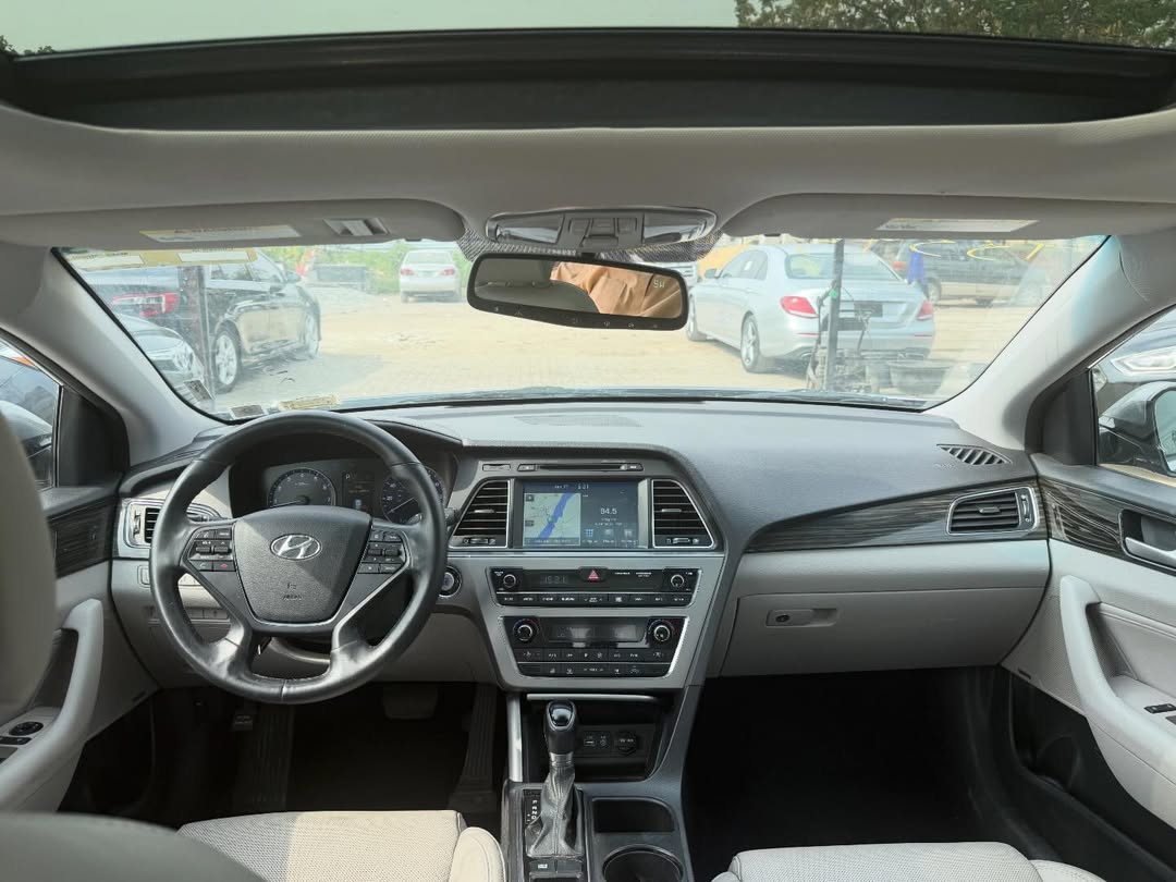 Luxury Loaded 2016 Sonata: Panoramic Roof, Pristine