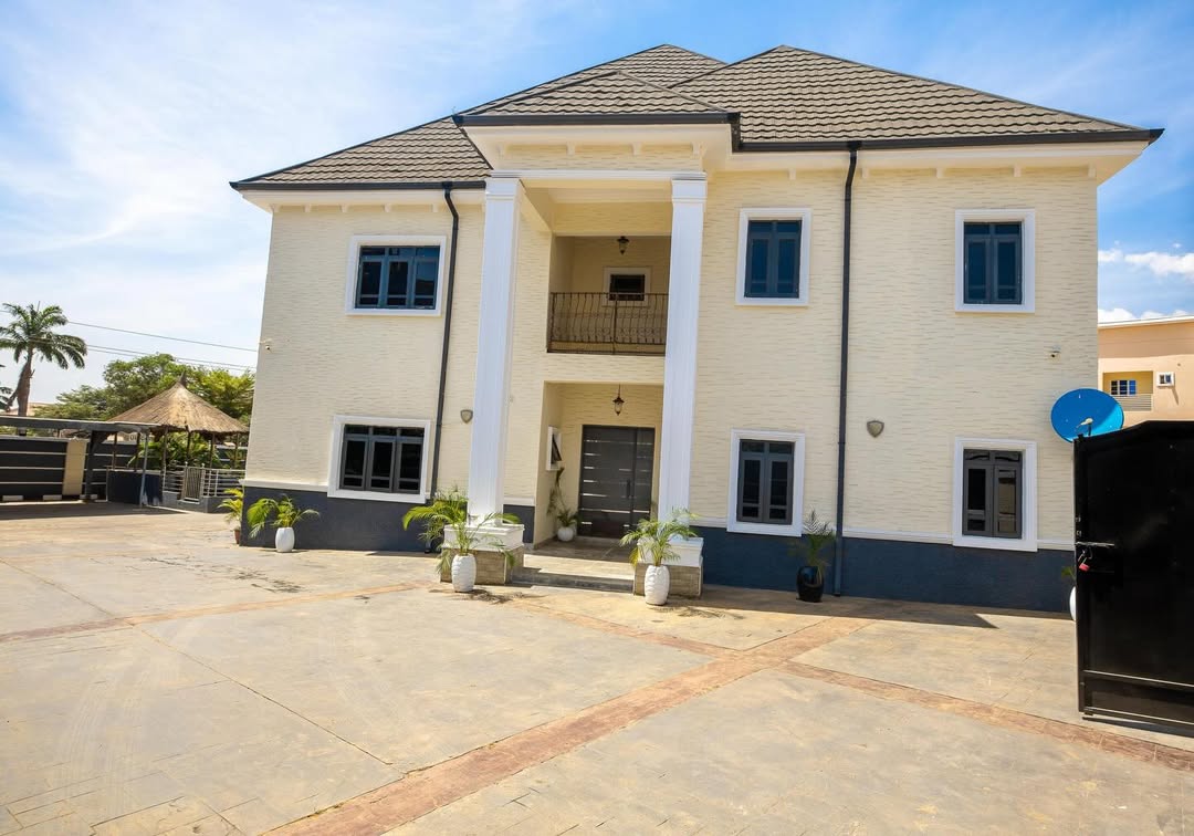 Live Your Dream: 2-Bed Oasis in Abuja’s River Park